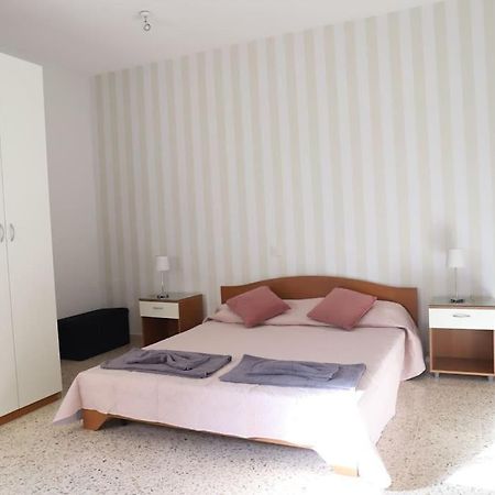 Seaview 3 Bedroom Apartment In Слима Екстериор снимка